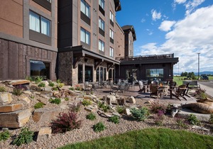 Country Inn & Suites by Radisson, Kalispell, MT - Glacier Lodge