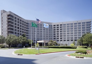 DoubleTree by Hilton Tulsa at Warren Place