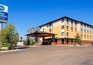Best Western Golden Prairie Inn and Suites