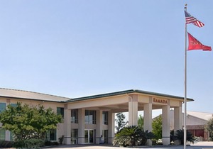 Ramada by Wyndham Luling