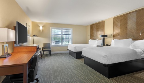 Standard Room, 2 Double Beds, Non Smoking, Refrigerator & Microwave (1st Floor)