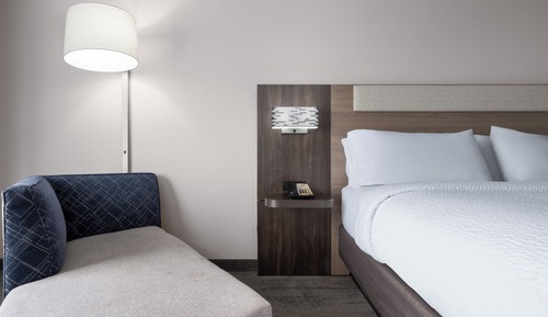 Standard Room, 1 King Bed (Communications Accessible)
