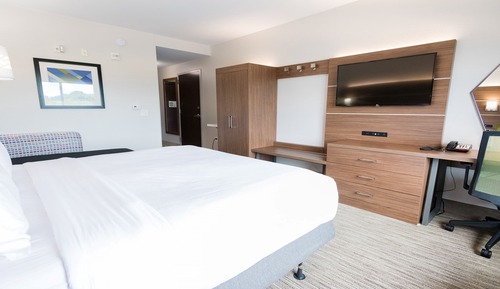 Standard Room, 1 King Bed