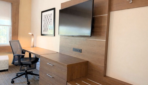 Suite, 1 King Bed