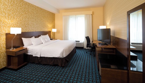 Room, 1 King Bed, Accessible Bathtub
