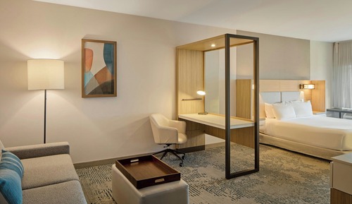 Suite, Multiple Beds, Hearing Accessible (Transfer Shower & Accessible Bathtub)