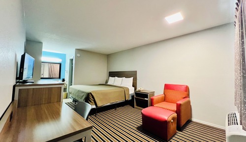 Standard Room, 1 King Bed, Non Smoking