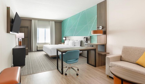 Suite, 1 King Bed with Sofa bed, Non Smoking