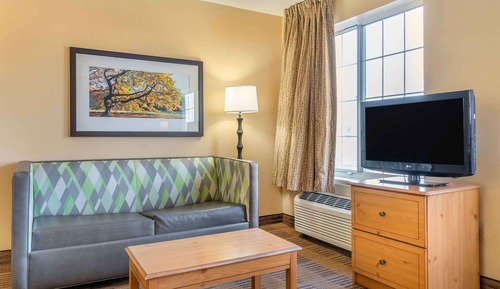 Deluxe Studio, 1 King Bed with Sofa bed, Non Smoking