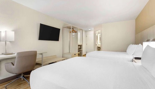 Standard Room, 1 King Bed, Non Smoking, Refrigerator & Microwave