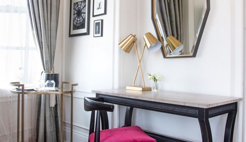 Classic Room, 1 Queen Bed