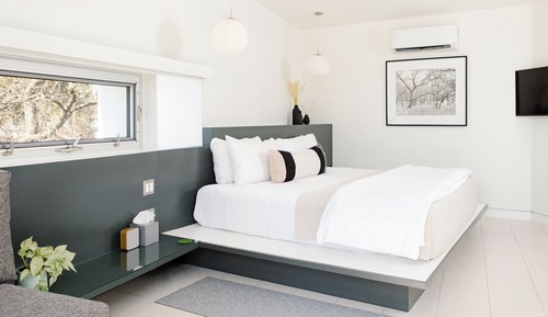 Premium Suite (Suite B)