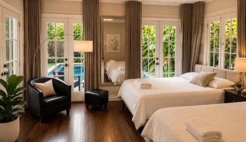 Double Room with Pool View