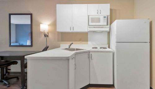 Studio with 2 Double Beds - Non-Smoking