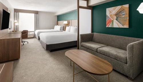 Queen Suite with Two Queen Beds