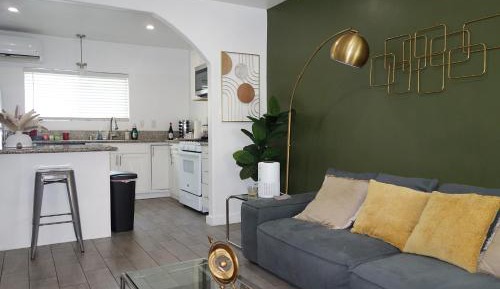 One-Bedroom House