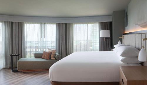 King Room - Concierge Lounge