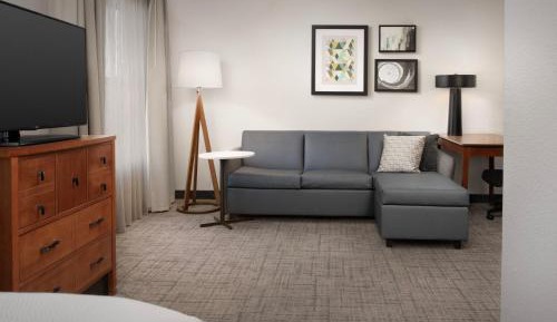 King Studio with Sofa Bed