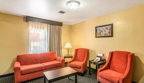 One-Bedroom Suite