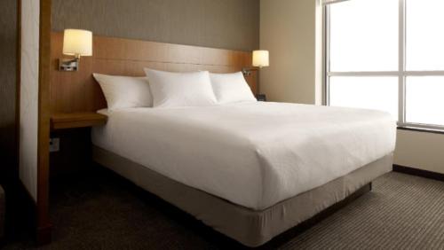 King Room with Sofa Bed