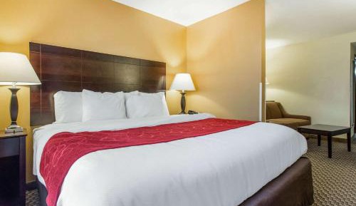 King Suite - Disability Access/Non-Smoking