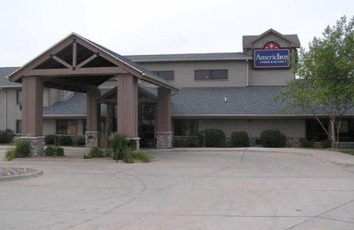 Grimes Hotel | AmericInn by Wyndham Grimes