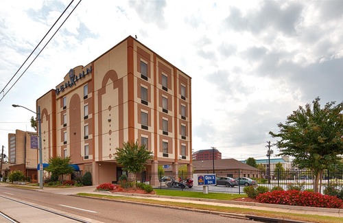 New Pathways Hotel | Best Western Plus Gen X Inn