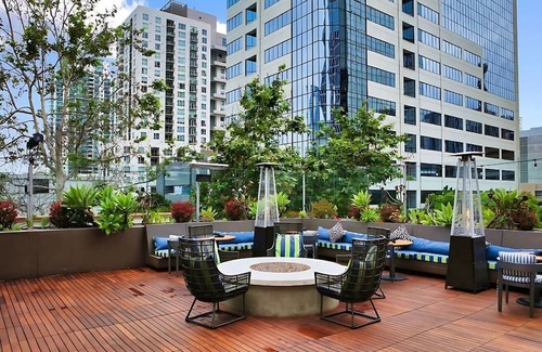 Gaslamp Quarter House | Tastefully Decorated 2 Rooms Near Little Italy – Walkable to Top Attractions