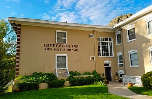 Lava Hot Springs Hotel | Riverside Hot Springs Inn & Spa - Adults Only