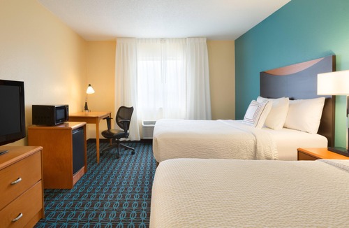 Bismarck Hotel | Fairfield Inn & Suites Bismarck South