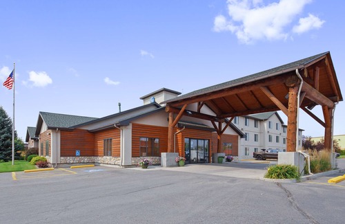 Laurel Hotel | Best Western Yellowstone Crossing