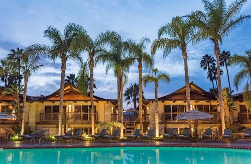 La Playa Hotel | Humphreys Half Moon Inn