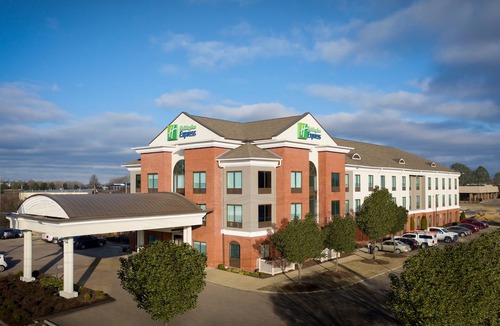Olive Branch Hotel | Holiday Inn Express Hotel & Suites Olive Branch, an Ihg Hotel