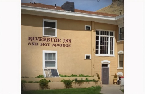 Lava Hot Springs Hotel | Riverside Hot Springs Inn & Spa - Adults Only