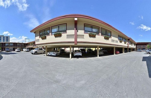 North Park Hotel | Best Western Plus Clocktower Inn