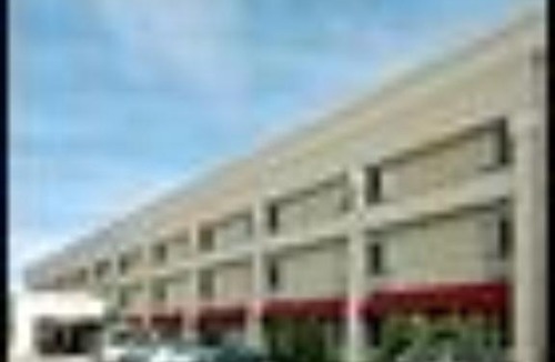 Springdale Hotel | La Quinta Inn by Wyndham Cincinnati North