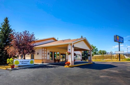 Buffalo Hotel | SureStay Plus Hotel by Best Western Buffalo