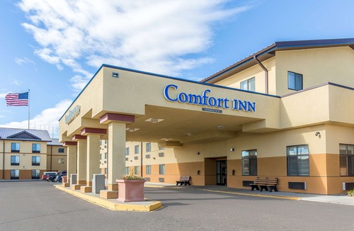 Shelby Hotel | Comfort Inn & Suites Gateway to Glacier National Park