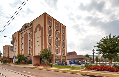 New Pathways Hotel | Best Western Plus Gen X Inn