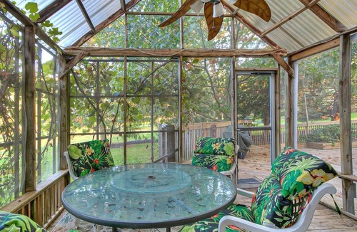Ames House | NEW LISTING! Family-Friendly Retreat: Cozy & Spacious Haven by RedAwning