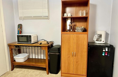Gillette House | Grandma’s Basement - a cozy, fully furnished basement with WiFi in Gillette
