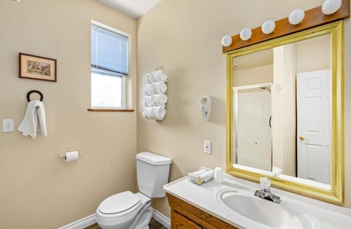 Fairfield House | Fairfield Park Inn Room #2