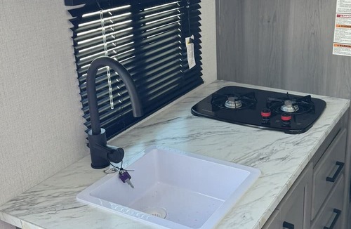 Manila House | Birch Creek RVrentals