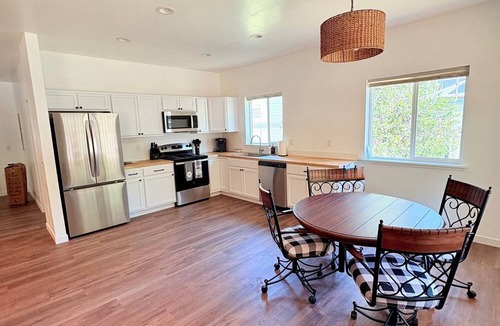 Riggins House | Main Street Retreat! Charming 3 Bedroom House in the heart of Riggins!