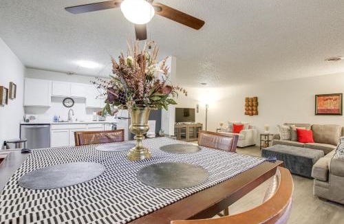 Twain Apartment | Centrally Located Apt about 2 Mi to University of Iowa