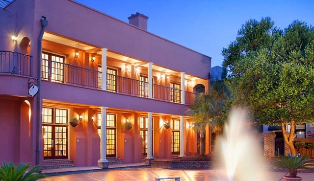 1 Bedroom Loft Condo at Lodge Alley Inn - Downtown Charleston!