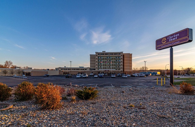Clarion Hotel Convention Center