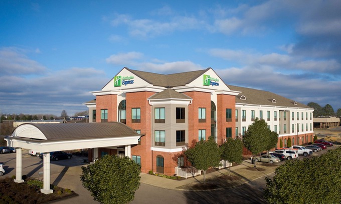 Olive Branch Hotel | Holiday Inn Express Hotel & Suites Olive Branch, an Ihg Hotel